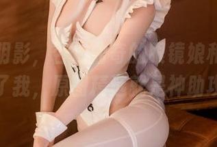 心中有阴影，杏仁曲奇的眼镜娘和高叉救了我，原图精选就是神助攻