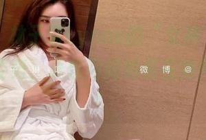微密圈 – 林子喵Lynne的“女神”私房照：看这姿势，真想问问她是在如何学会的！
