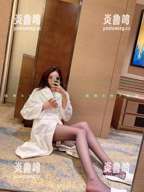 微密圈 - 林子喵Lynne的“女神”私房照：看这姿势，真想问问她是在如何学会的！