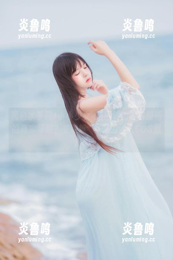 黑色水手服+小小少女=米国动画四格漫画的真实写照？来瞧瞧桜桃喵的迷人COS照片吧！