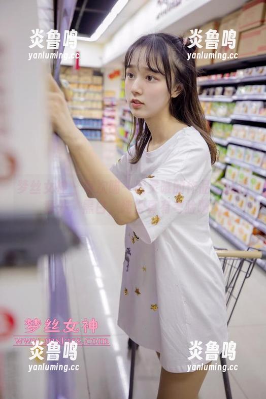 梦丝女神 - 每次瞄一眼灵唯的作品总让我意外，黑白，纯得真有考验啊！