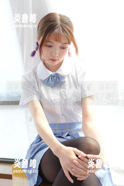 森萝财团 - 这套吸吸的教室资源，油亮肉丝“绫”JK制服…小野心藏得太深了吧？