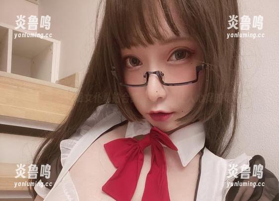 次屁啦的透明女仆私拍合集，细腻到让人心痒的每一刻