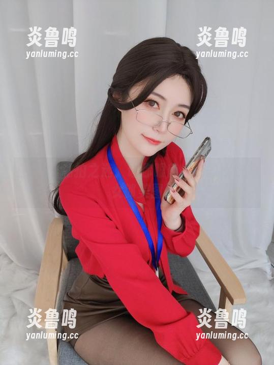 白银81私拍之选：让你眼前一亮的皮衣兔女郎美图