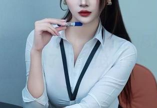 秀人网 – z杯悠悠的婚纱美图：高清到我都想穿了，但是这细节…