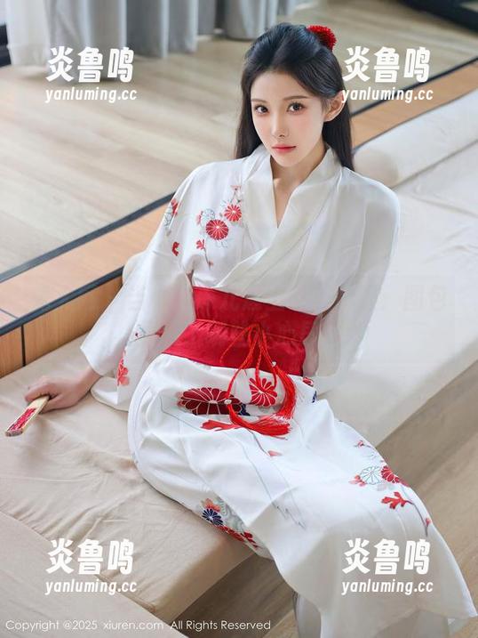 秀人网 - 当小果冻儿遇上华美礼服：图包里藏了哪些小心思？