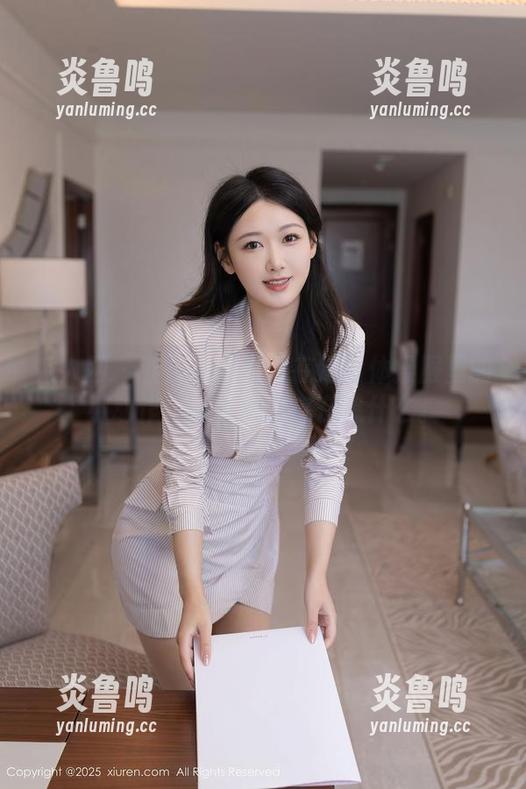 秀人网 - 看少女心雪雪在定制体操服里的小动作，好奇她到底在想什么。