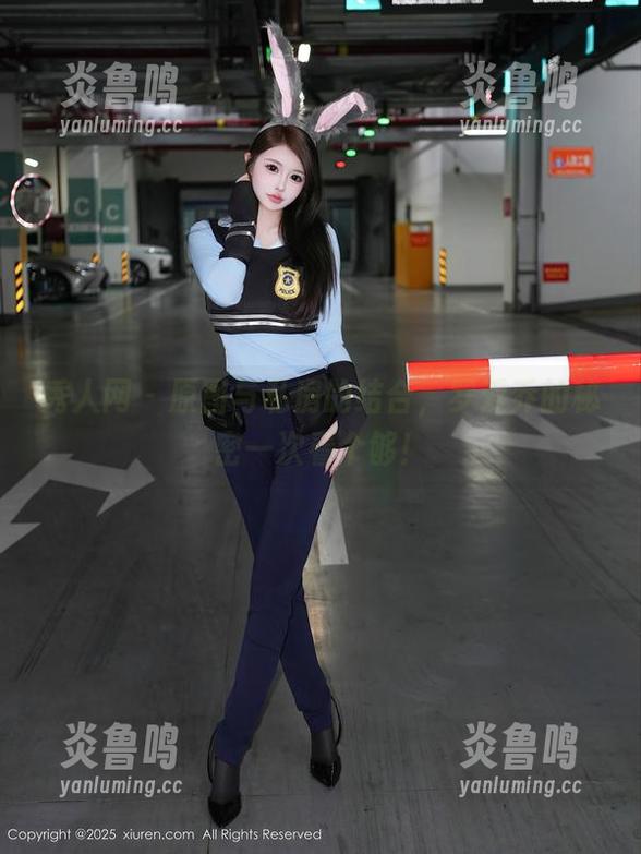 秀人网 - 原图与私房的结合，罗爱乔的秘密一次看个够！