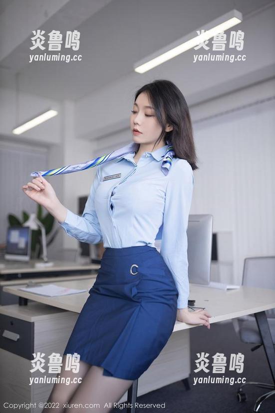 秀人网 - 最新写真：旗袍版的陈雅漫VICKY，再看我就要买下整条街的旗袍回家收集！