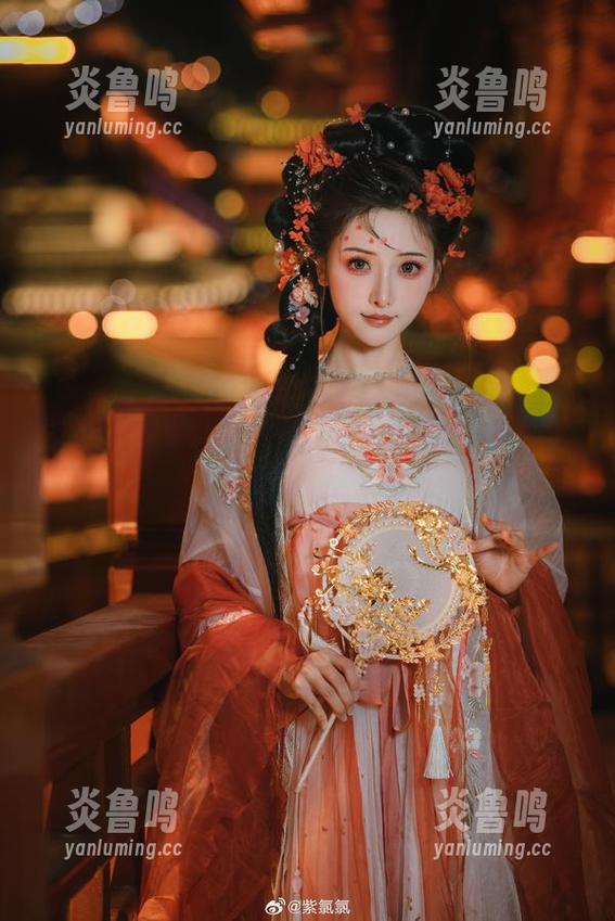 紫氯氯的女仆套图——逗趣态度，等你下载！