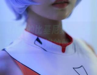 蜜桃社 – Gina的比基尼集：水面上的秀，不过是冰淇淋的替代品！