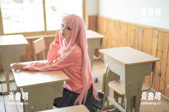 原图中的这身惠礼服，咋让蠢沫沫看起来像个小仙女呢？