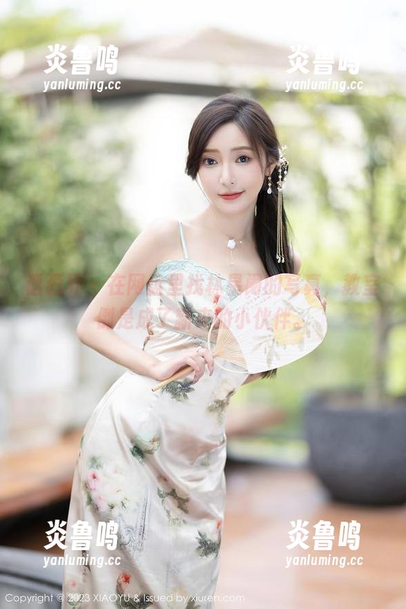 语画界 - 在网盘里找林星阑的写真，教室倒是成了新来的小伙伴。