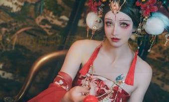 叮咚！鹿八岁baby的职业装作品来了，移不开眼的图包等你来发现。