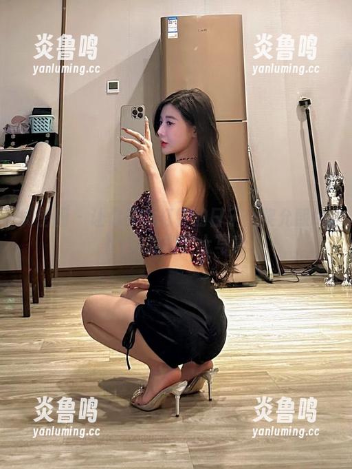 微密圈 - 让你怀念打针的日子！黎允熙baby的定制护士写真