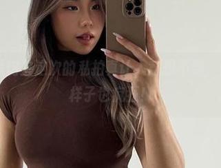 微密圈 – 黑饱宝这次的私拍真让人意想不到，白丝资源的样子也疯狂！
